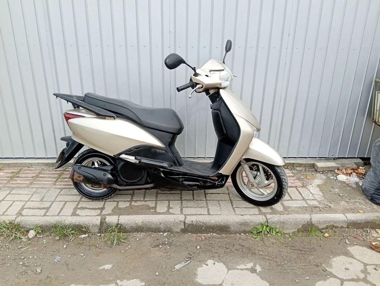 Lead 110 r$4.500