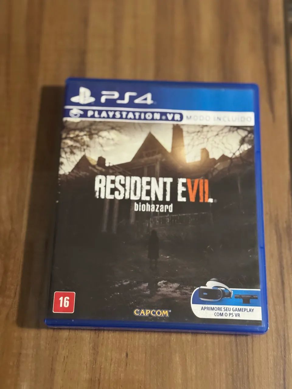 Resident Evil 7 - PS4/PS5 - Midia Fisica