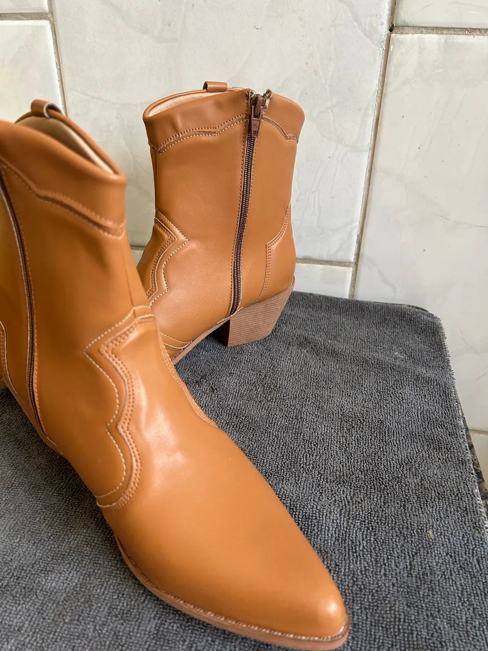 Bota  - Foto 3