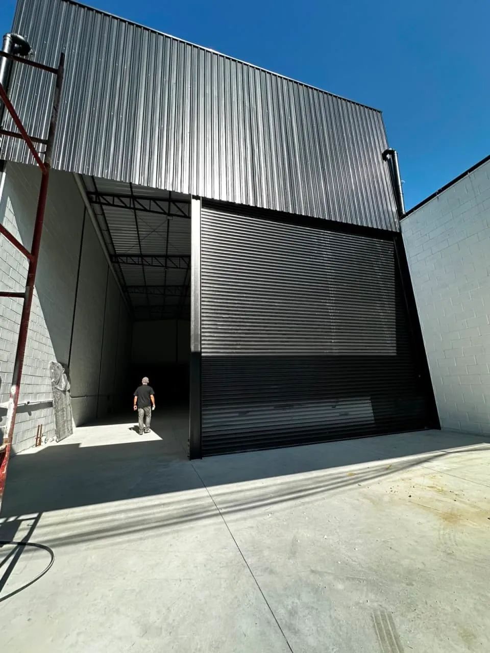 Galpão na Rua Tamuanas, 12  300 m² - Foto 2