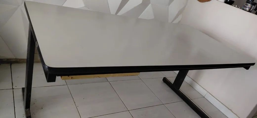 Mesa de escritório - Foto 3