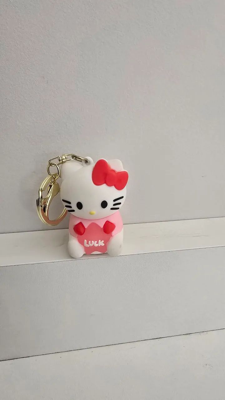 Chaveiro Hello Kitty que ascende 