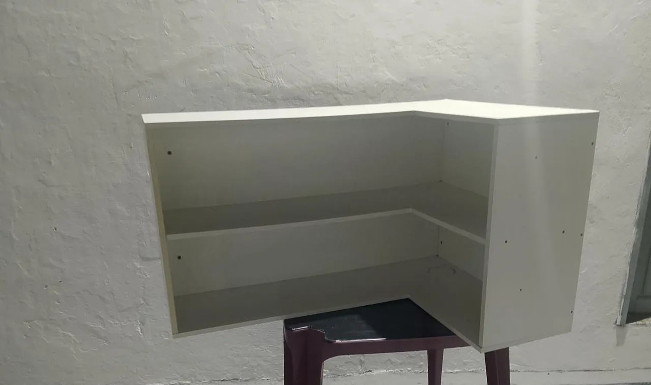 Armário aéreo MDF em L sem portas - Foto 2