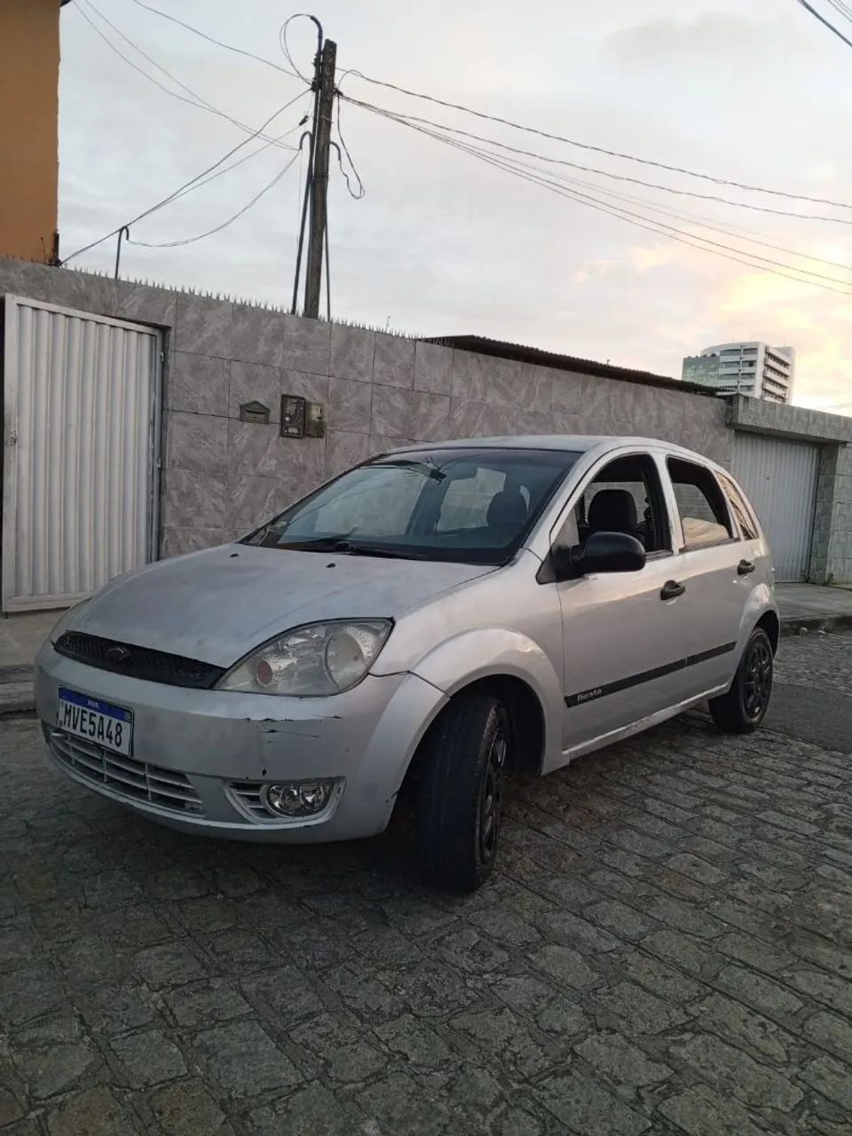 Ford Fiesta Fiesta Street/ Action 1.0 8v 5p 2004