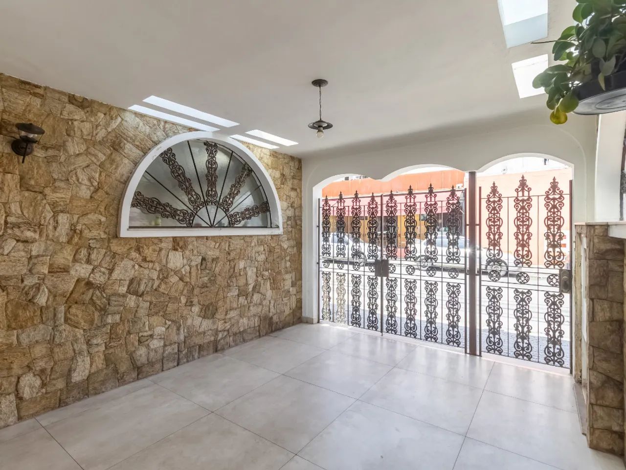 Casa para venda em Tatuapé com 2 quartos, 100m² - Foto 2