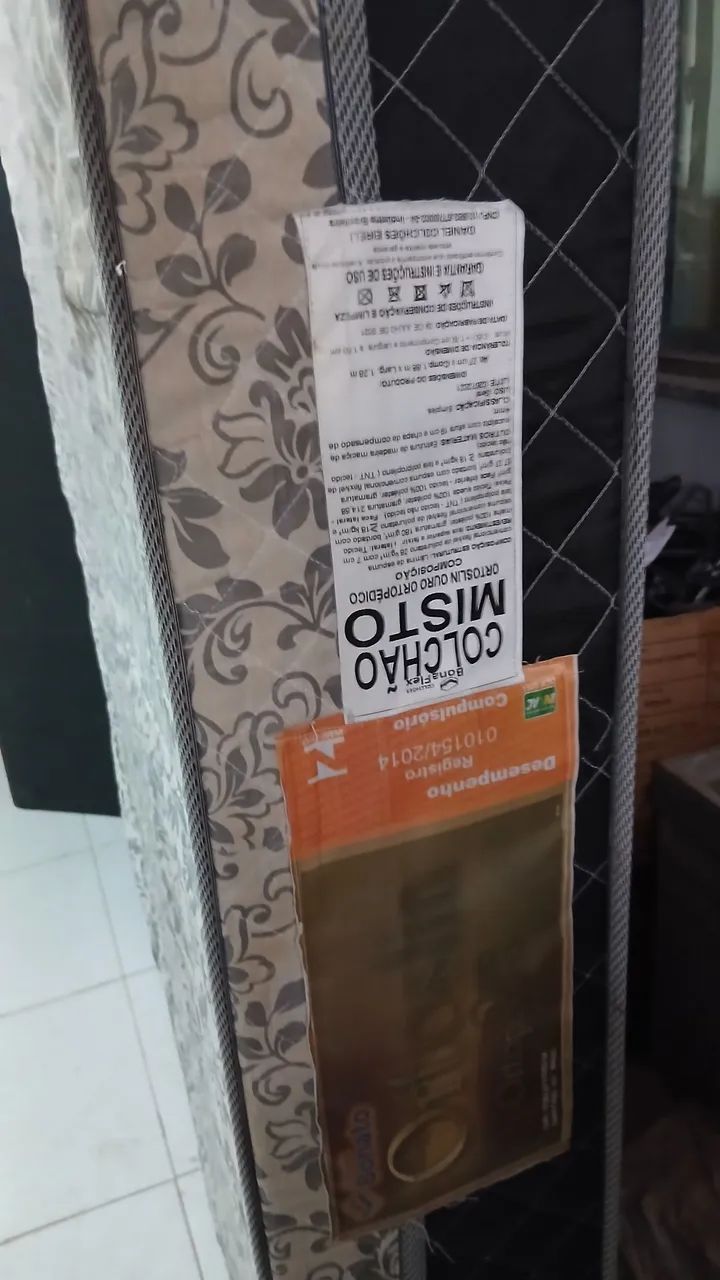 Vendo cama box completa, ótimo estado 