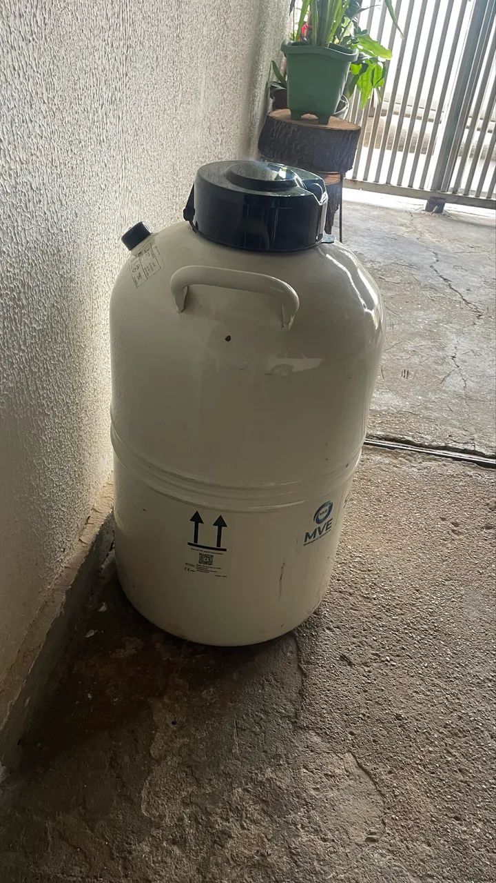 Botijão de nitrogênio  - Foto 5