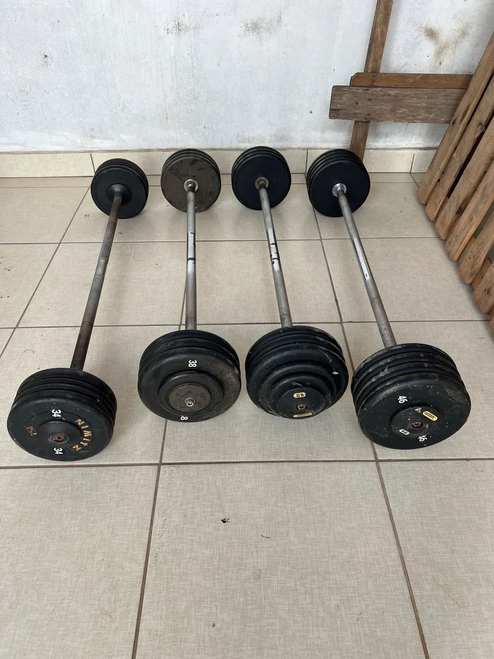 Barra de Academia + Pesos NIMITZ / Barra de ferro / Pesos - Foto 4