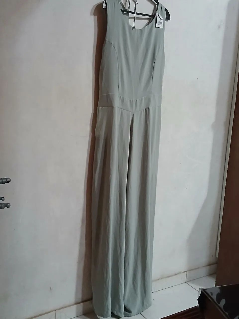 Vende-se um macacão novíssimo nunca usado! - Foto 2
