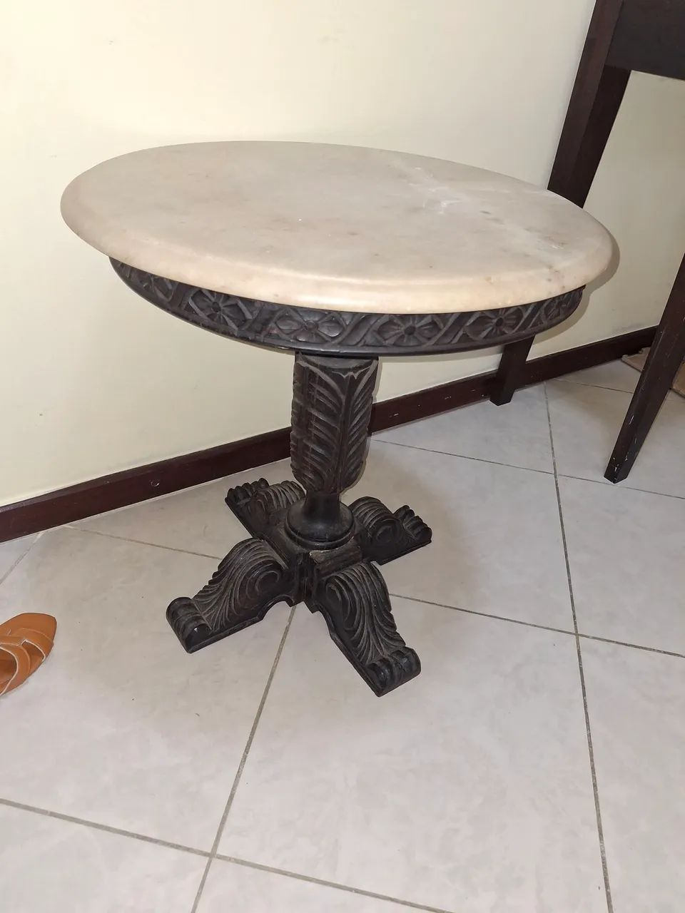 Vendo mesa de centro antiga