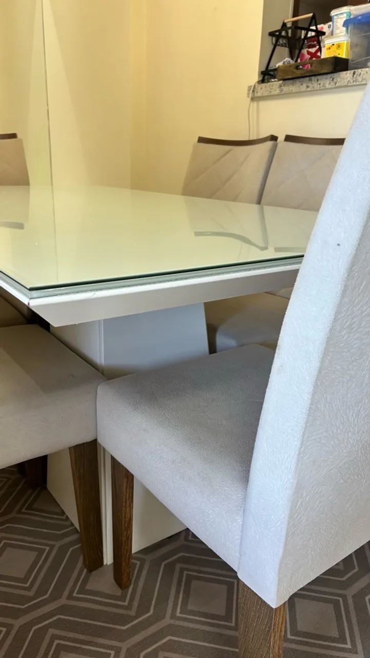 Vendo mesa com 6 cadeiras - Foto 3