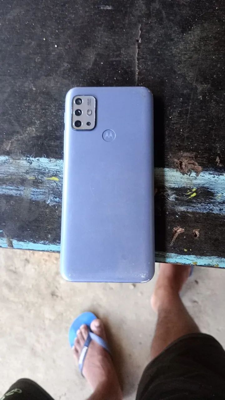 Celular moto g20