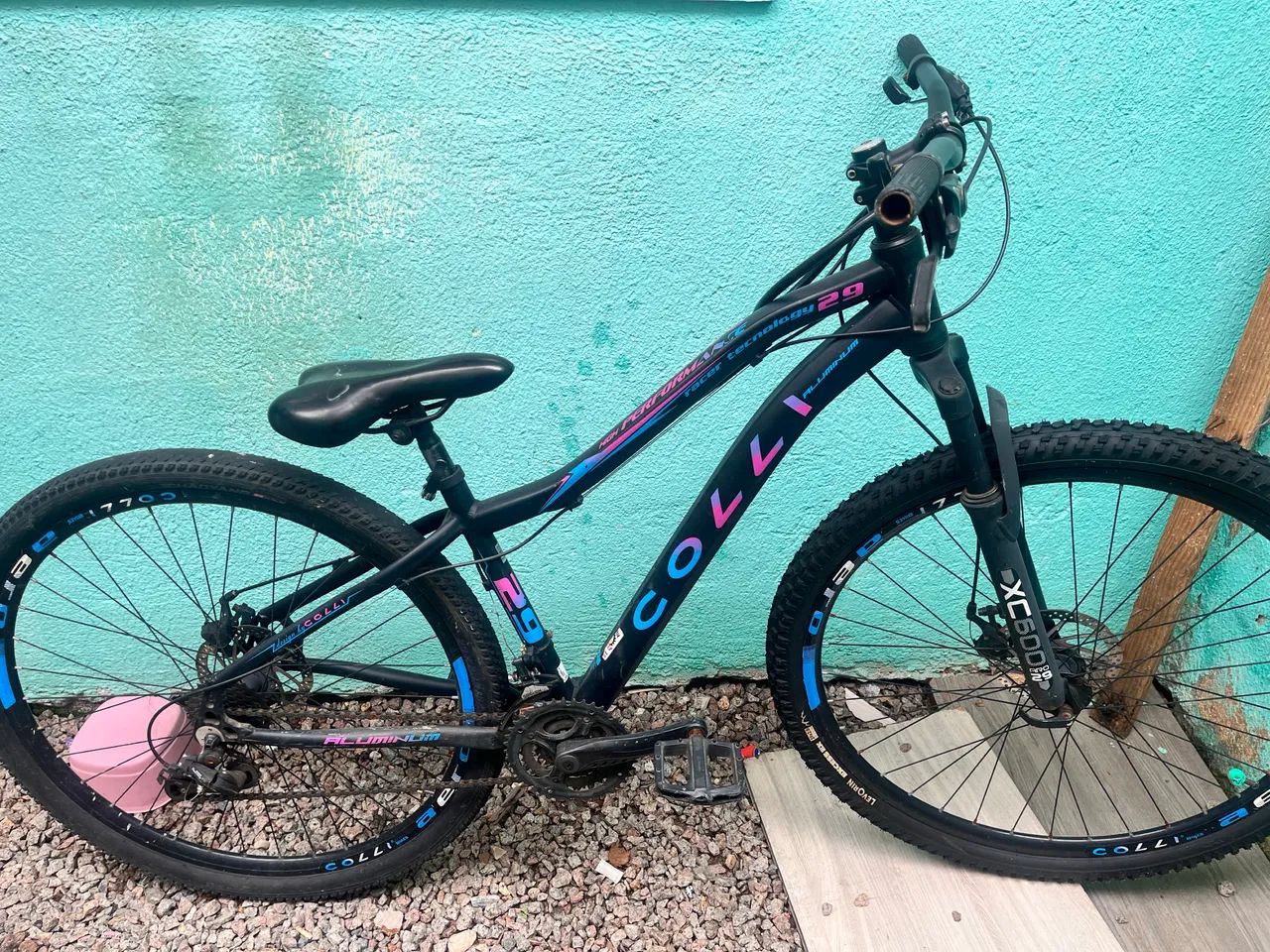 ? Bicicleta Colli Aro 29 à venda!