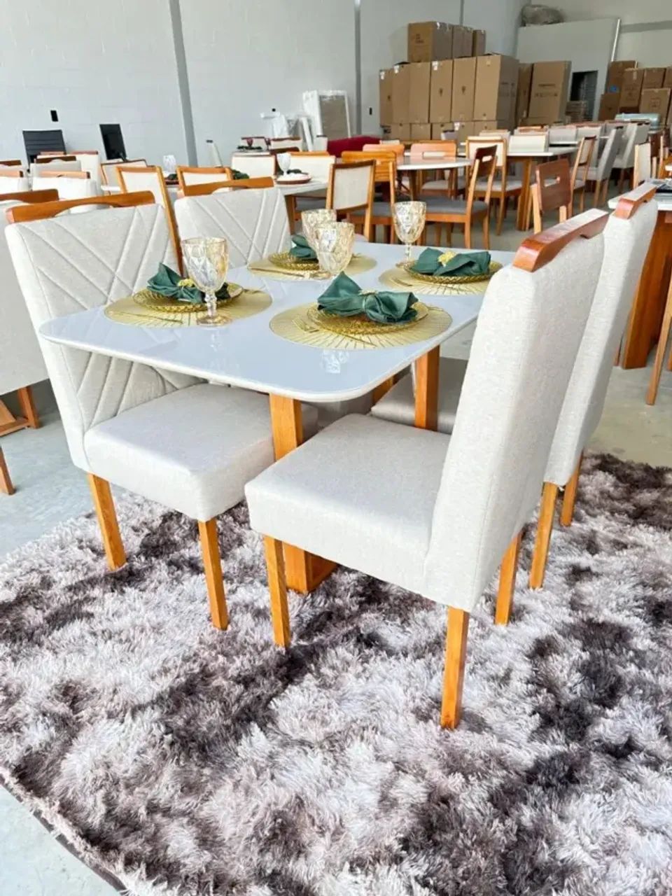 Mesa de Jantar 4 Cadeiras - Moderna e Elegante - Foto 4