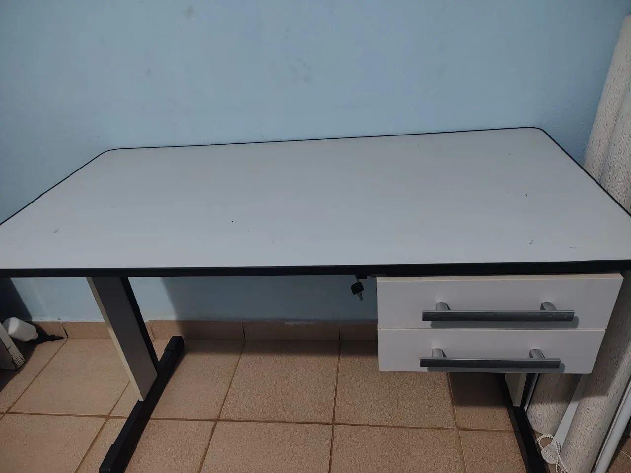Mesa escrivaninha 