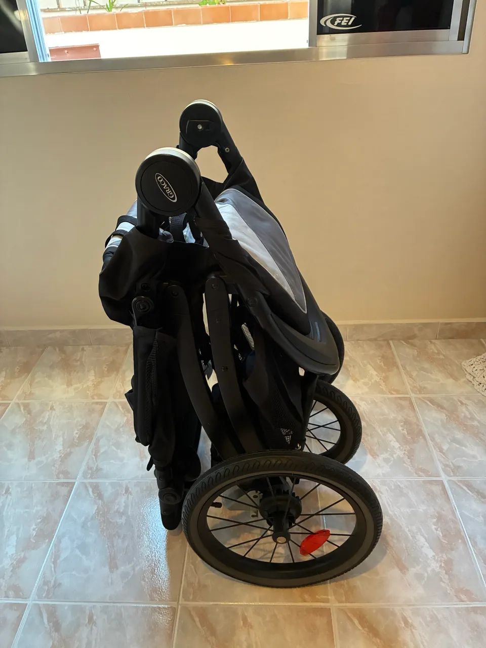 Carrinho de criança,bebê, passeio marca Graco - Foto 5