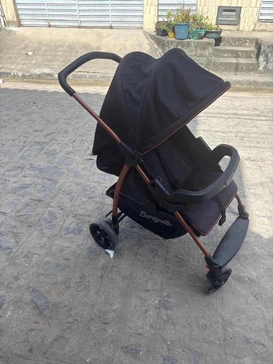 Vendo berço e carrinho de bebê  - Foto 3