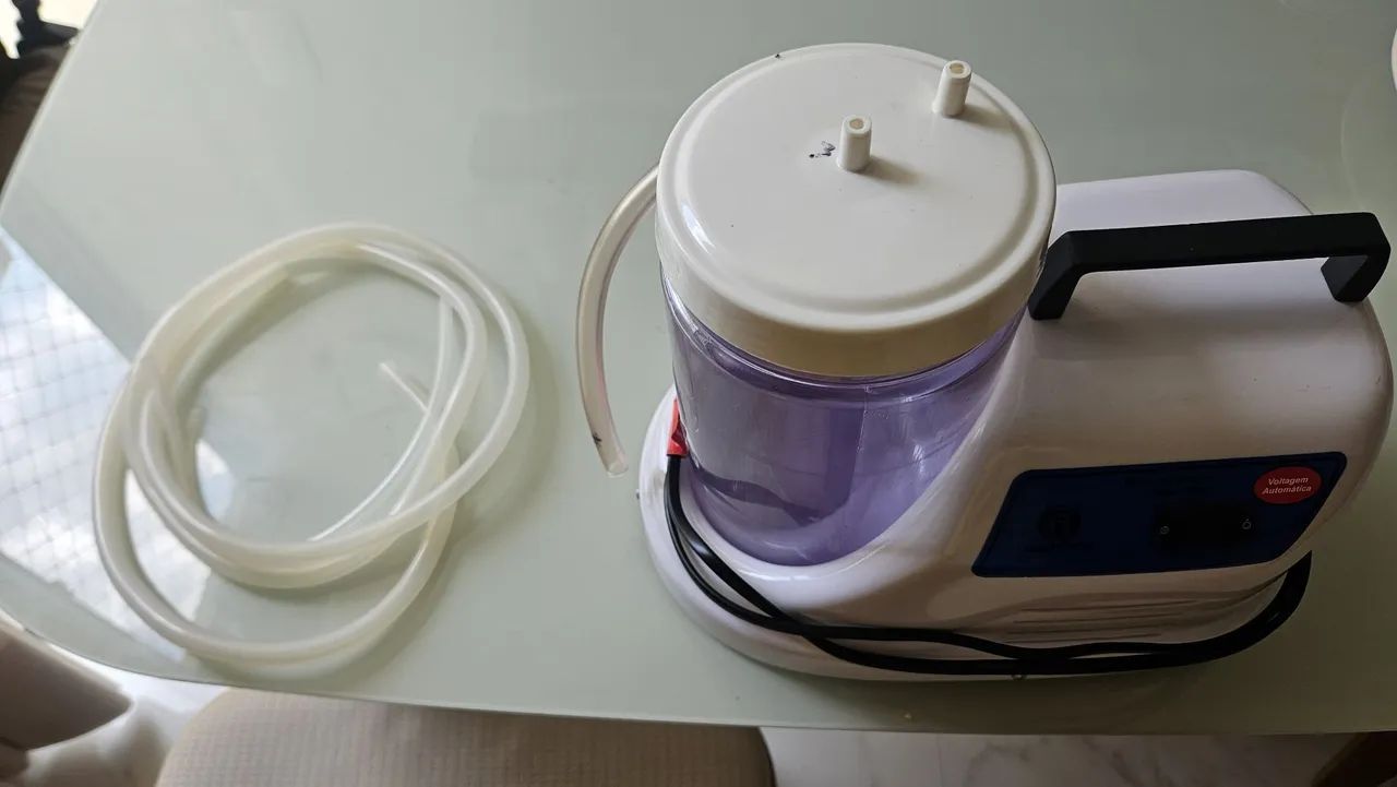 Aspirador de sangue e secreção 