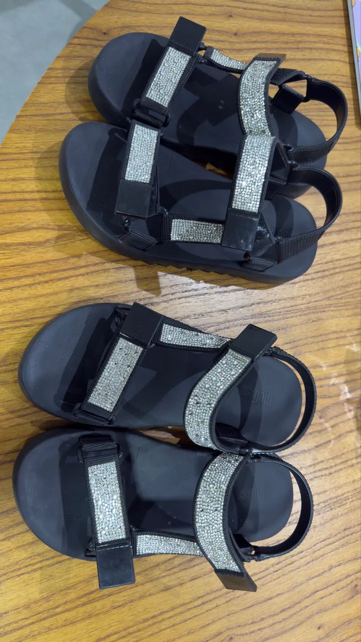 2 pares de Melissa n° 34 e n° 35 - Foto 2