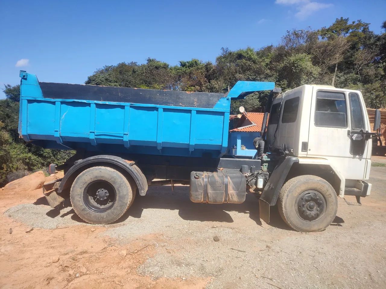 Peças Ford cargo ou inteiro
