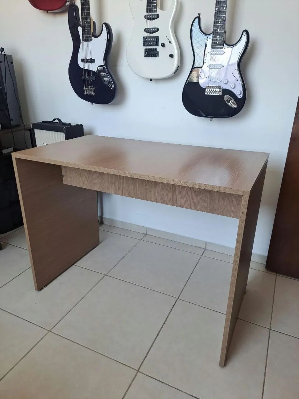 Mesa amadeirada