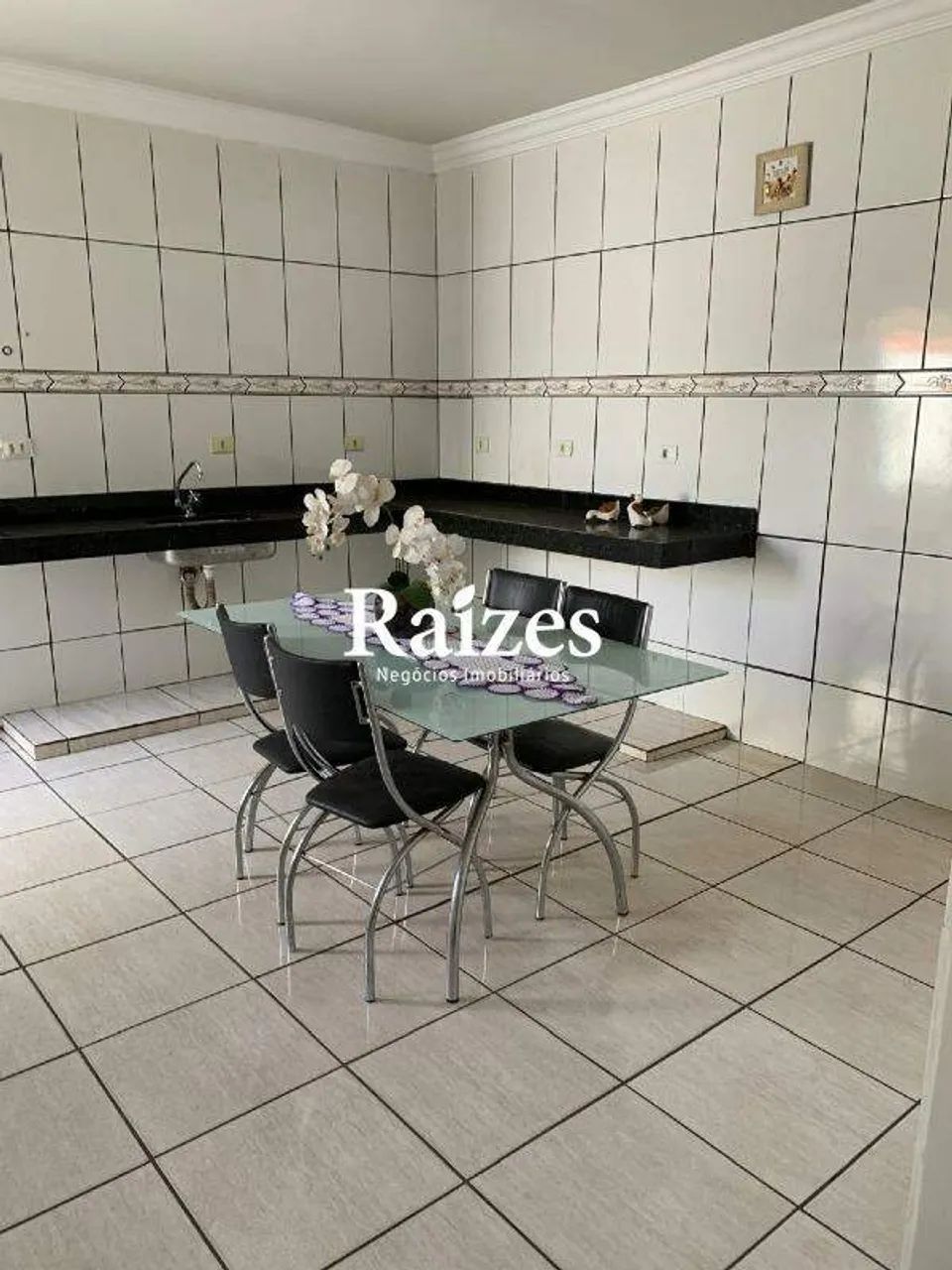 Casa com cômodo comercial independente no Bairro Pacaembu em Uberlândia - Foto 5