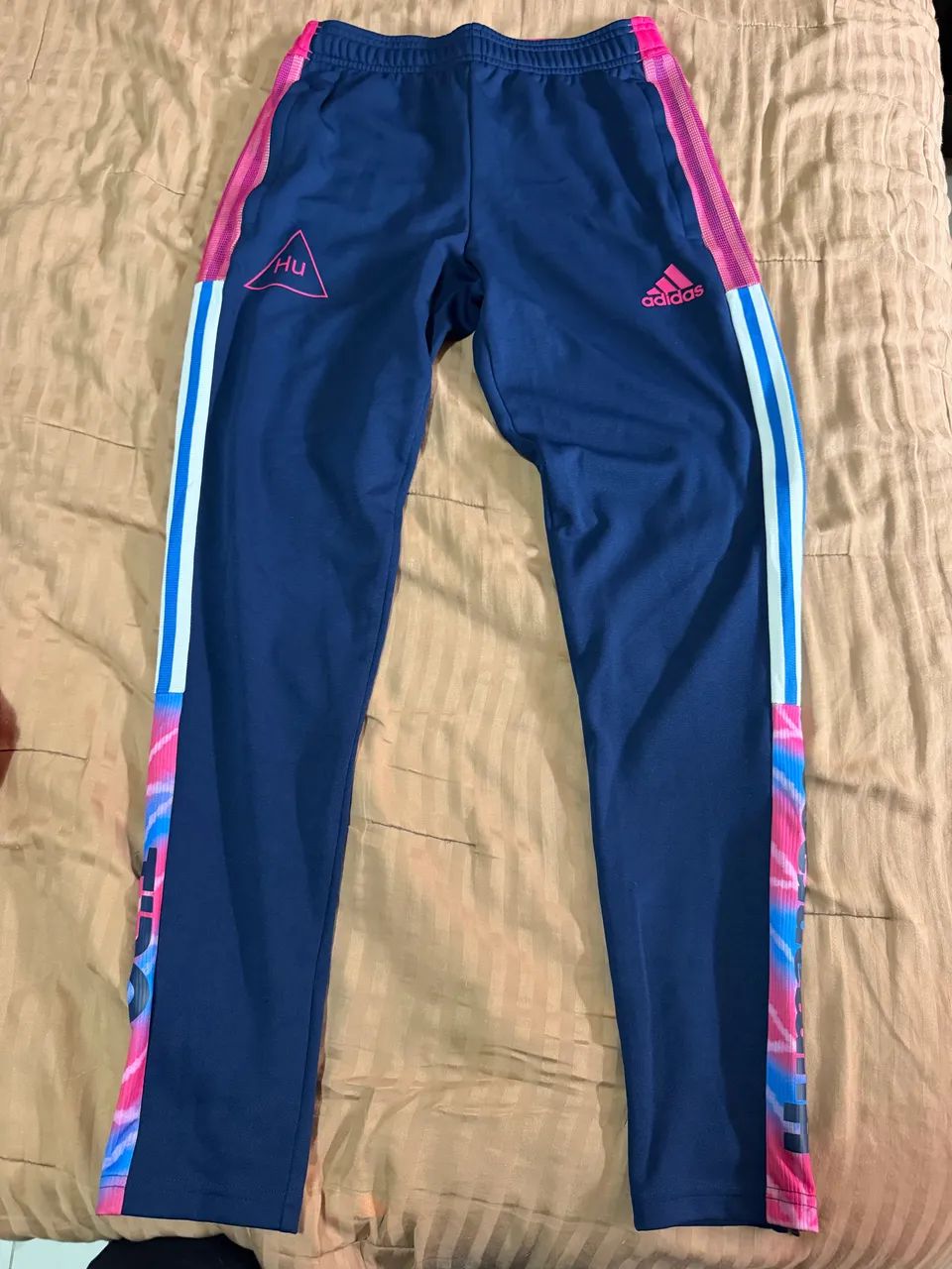 Calça adidas moleton 