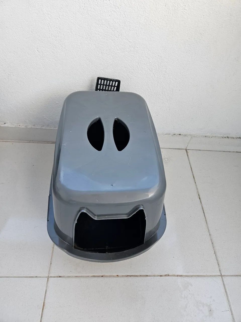 Caixa de areia coberta para gato grande