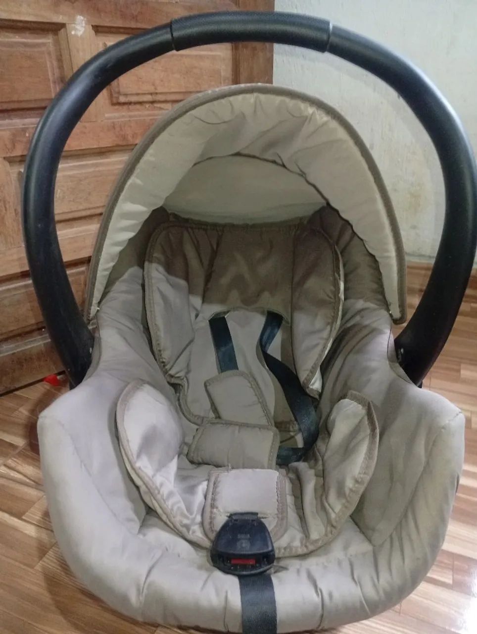 Vende-se bebê conforto em excelente estado de conservação - Foto 5