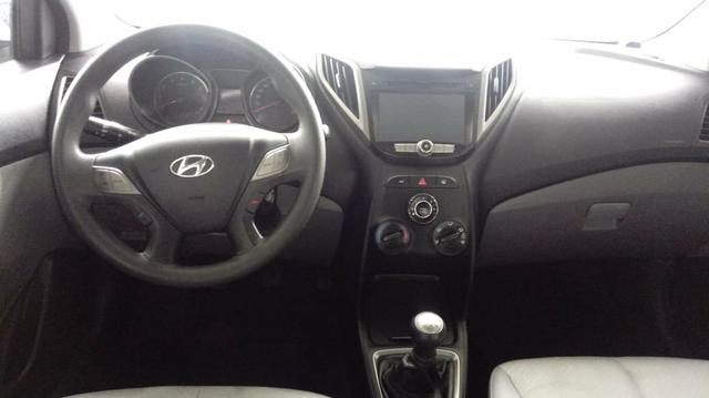 Hb 20 sedan 1.0 2014 top rodas multimidia muito novo - Foto 7
