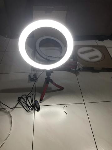 Anel de luz flash com três velocidades ideal pra fazer maquiagem Grátis tripe - Foto 5