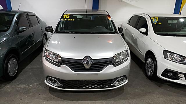 Renault Sandero Authentique - Com Gnv