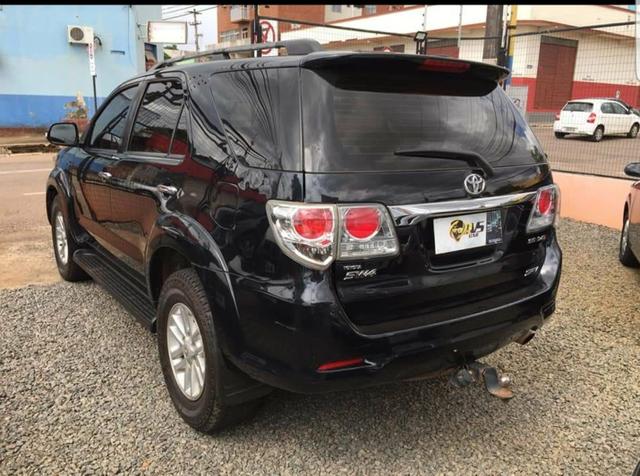 Sw4 Hilux preta perolizada 2012 5 lugares