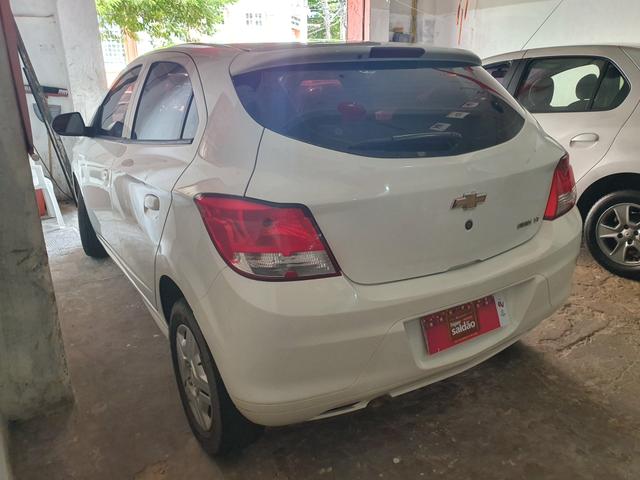 Onix 2016 1.0 1 mil de entrada Aércio Veículos lb - Foto 3
