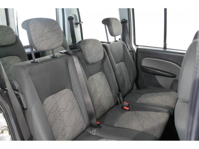 Fiat Doblo ESSENCE 1.8 COMP 7L - Foto 10