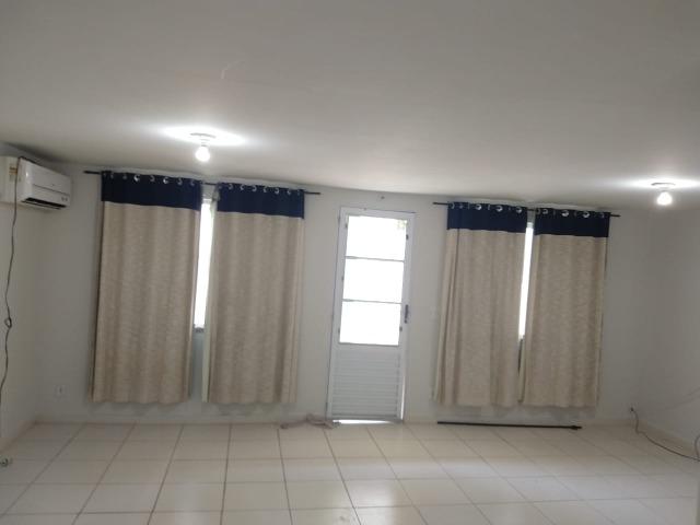 Ampla casa duplex com 3 quartos, sendo 1 suíte, no bairro Califórnia em Itaguaí - Foto 3