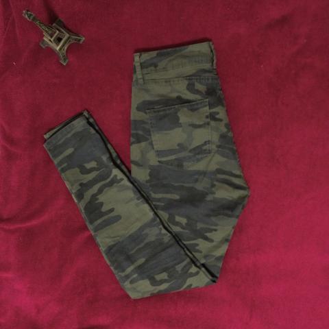 Calça militar 40 usada poucas vezes - Foto 2