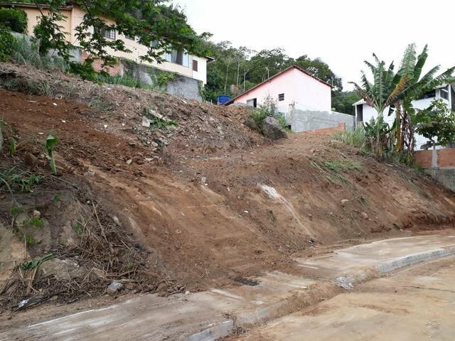 Terreno em Piratininga, 557m2, ótimo lote, vista verde