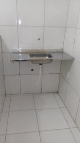 Alugo casa Térreo, R$400,00 ! 1/4, sala , cozinha, banheiroe área de serviço! - Foto 2