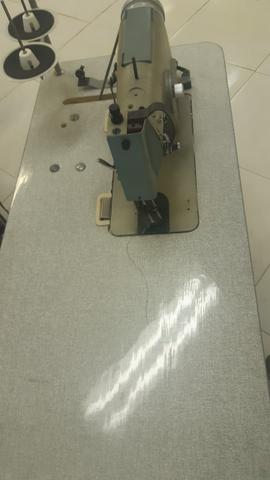 Máquina de costura - Foto 3