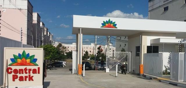 Apartamento 2/4 no Centro em Condomínio Fechado - Foto 2