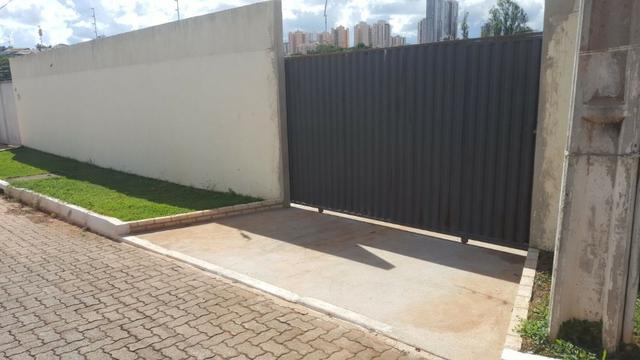 Casa de fundos em Condomínio Fechado Rua Mansão Imperial