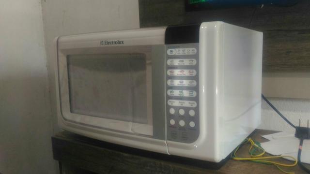 Micronda eletrolux 31 litros