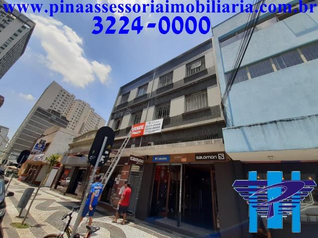 Vende-se - Prédio Centro