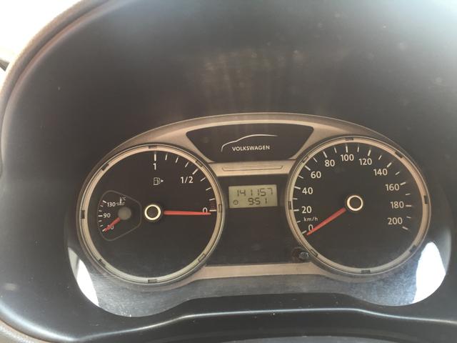 Vendo ou troco por carro de carroceria volto até 6 mil - Foto 5