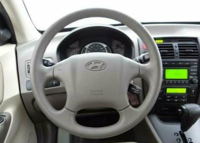 Volante Tucson D20 S10