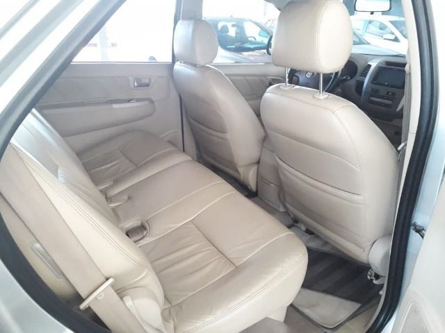 Hilux sw4 srv 3.0 diesel 4x4 aut. 2008 - Foto 7