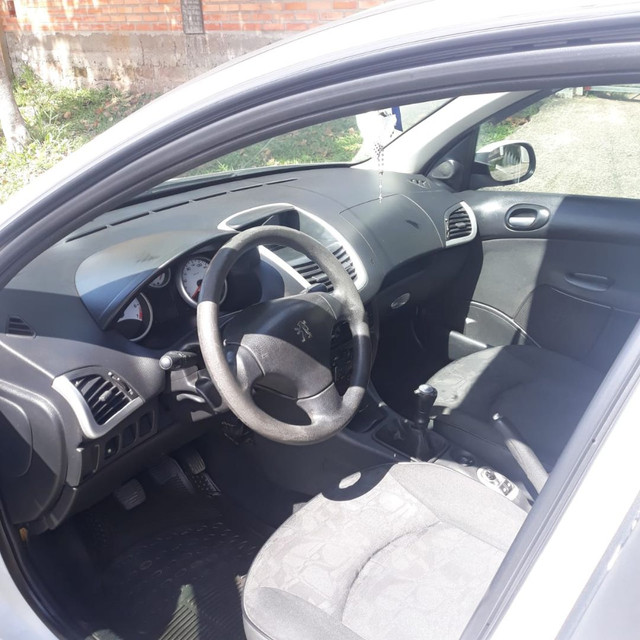 Abaixo da Fipe Peugeot 207 Passion Sedan 1.4 2011 (flex) - Foto 5