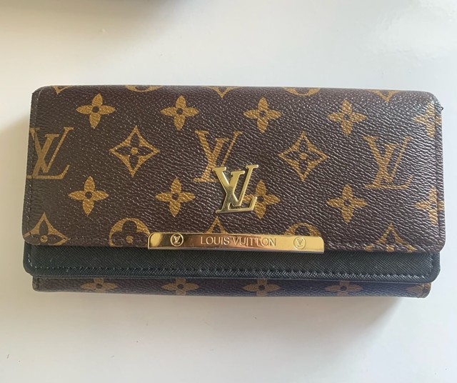 Carteira LV LOUIS VUITTON SARAH  - Foto 2
