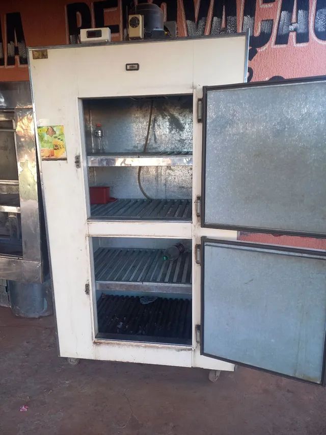 Freezer fechado 2 portas 